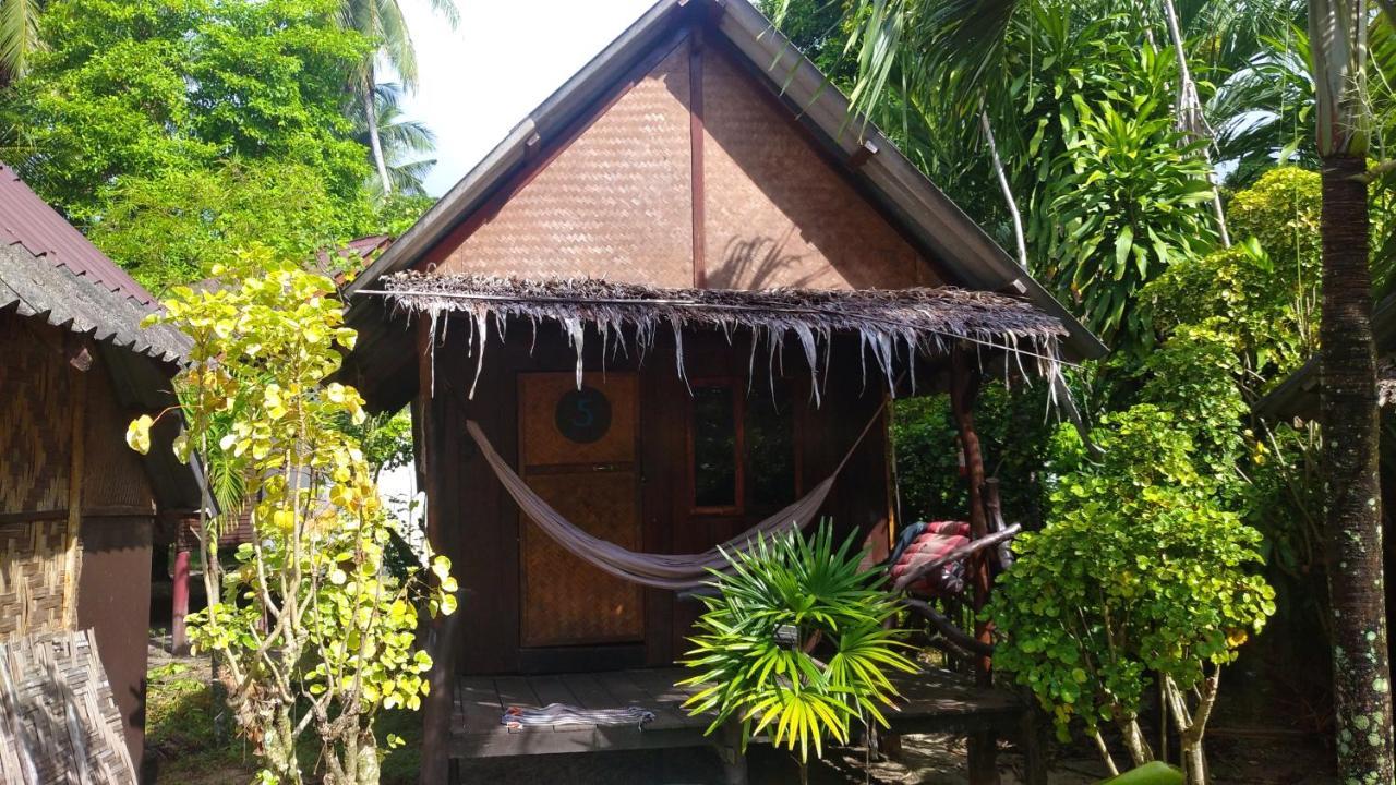Munchies Bungalows Baan Tai Dış mekan fotoğraf