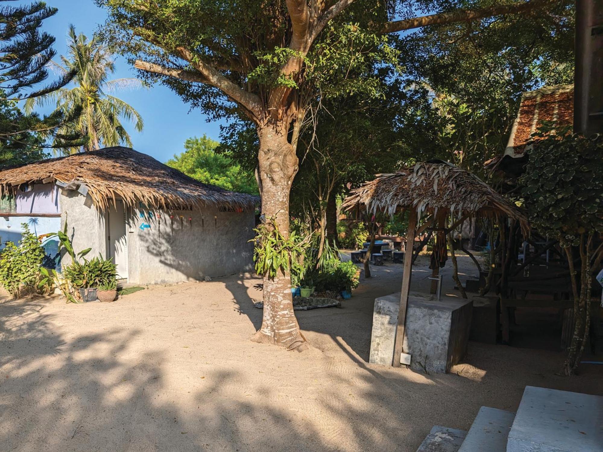 Munchies Bungalows Baan Tai Dış mekan fotoğraf