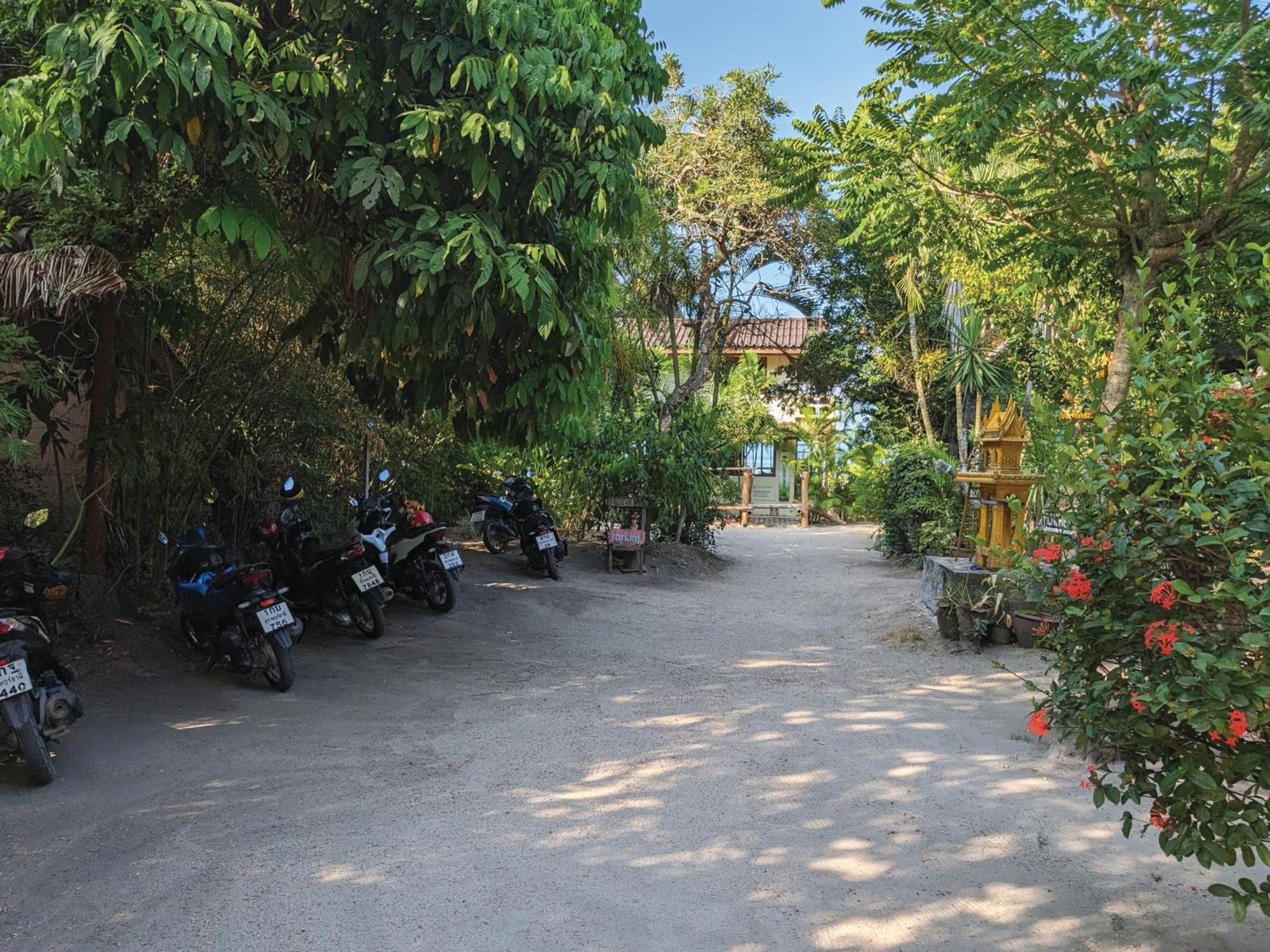 Munchies Bungalows Baan Tai Dış mekan fotoğraf